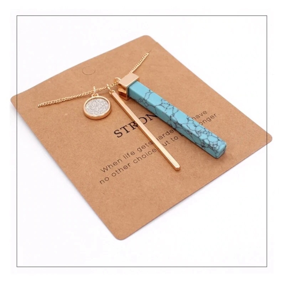 SOLD❗️Bar Pendant Necklace - Picture 3 of 3